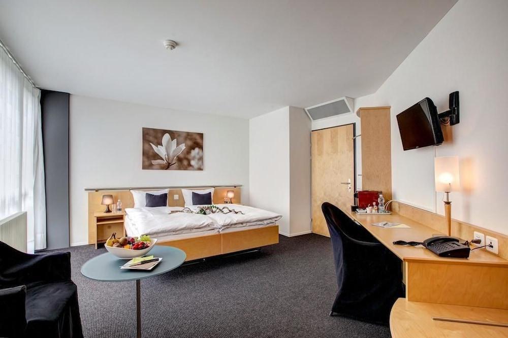 Hotel East End Frauenfeld Esterno foto